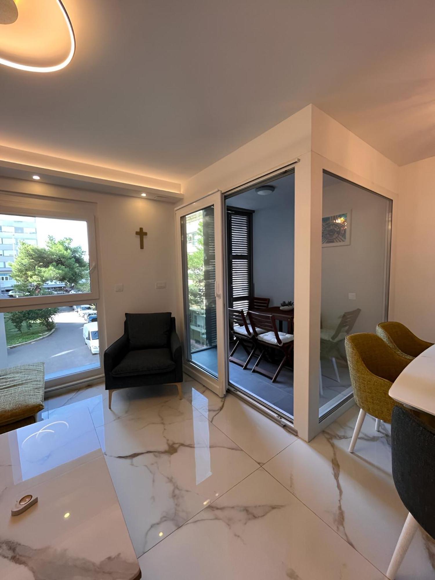 Eurybia Apartment Split Exterior photo